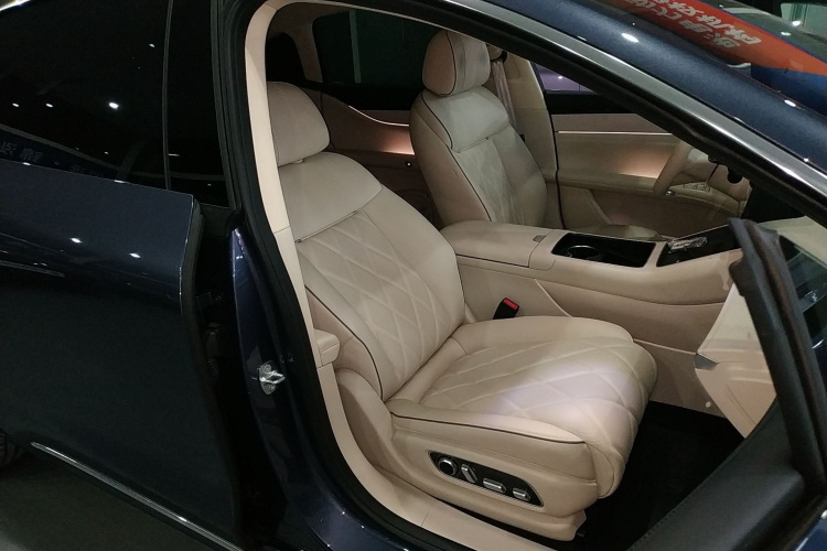 鸿蒙智行 享界S9 2025款 增程 Ultra局部细节41