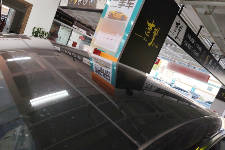 特斯拉 Model Y 2023款 长续航全轮驱动版局部细节57