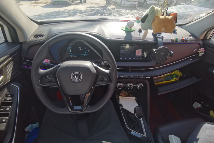 长安CS15 2019款 1.5L 手动进取型 国VI中控内饰12