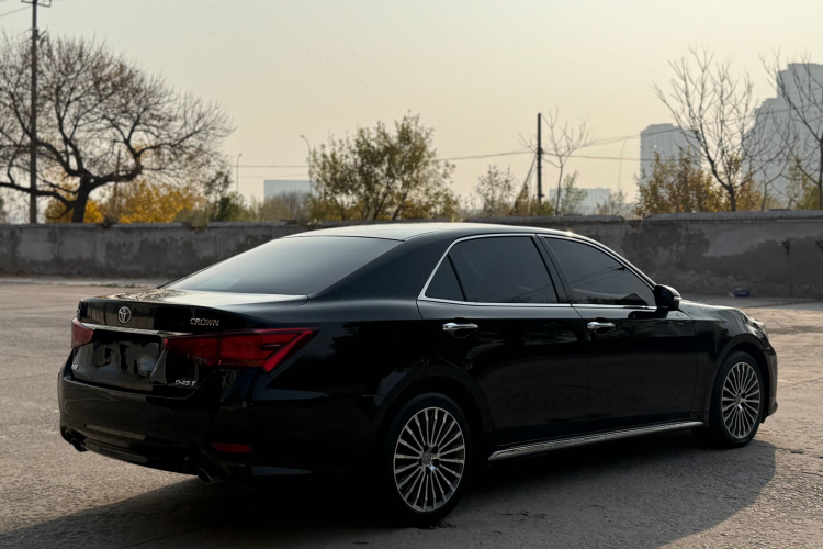 丰田 皇冠 2018款 2.0T 运动版车身外观6003