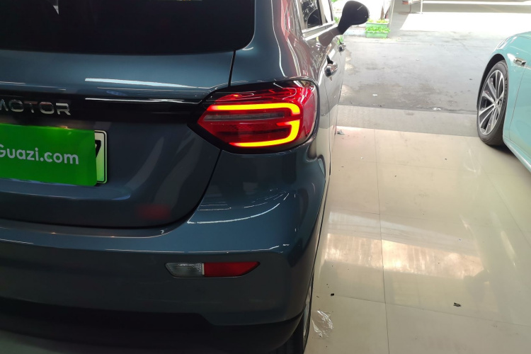 零跑汽车 零跑T03 2022款 皓玉版车身外观9