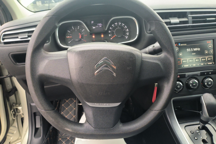 雪铁龙 C4世嘉 2016款 1.6L 自动舒适型中控内饰13