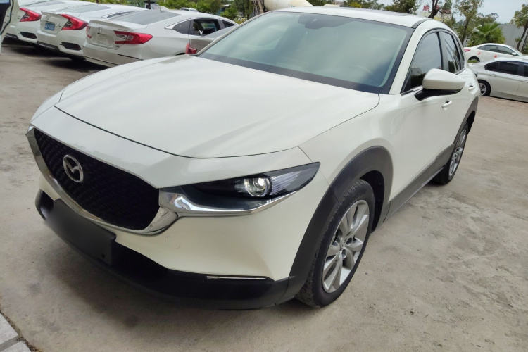 马自达CX-30 2020款 2.0L 自动雅悦型车身外观1