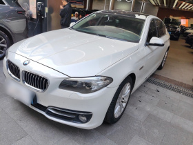 宝马5系 2014款 525Li 豪华设计套装