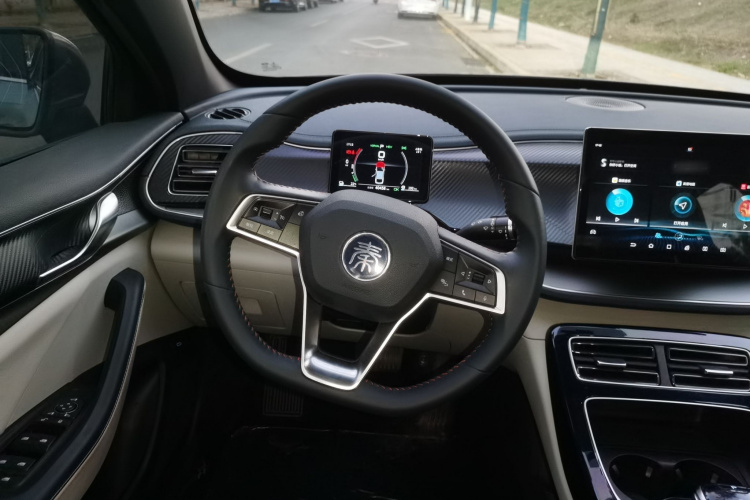 比亚迪 秦PLUS 2021款 DM-i 55KM 旗舰型局部细节13