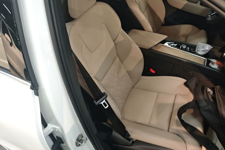 沃尔沃XC60 2026款 B5 四驱智远豪华版局部细节41