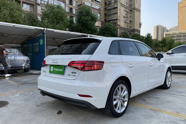 奥迪A3 2019款 Sportback 35 TFSI 进取型 国V车身外观6002