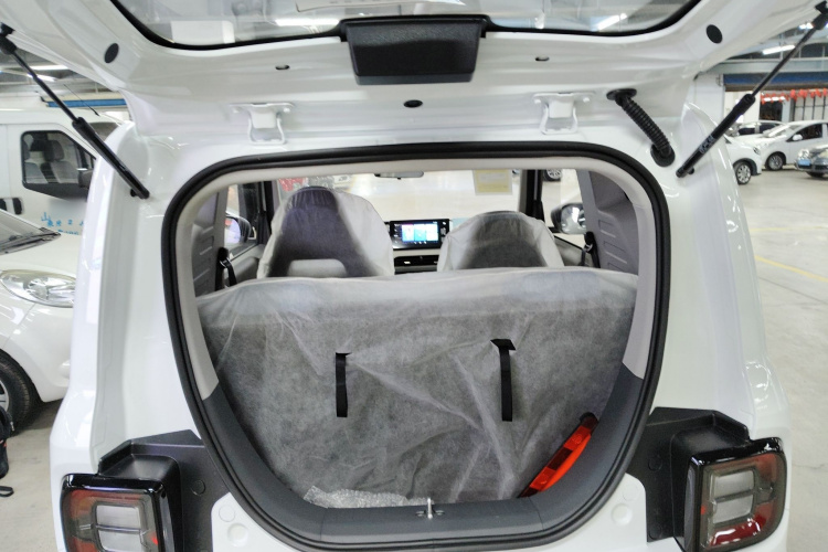 吉利银河 2024款 熊猫mini 200km 耐力熊局部细节23