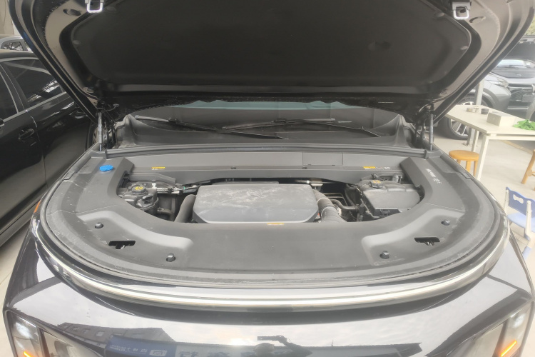 理想汽车 理想L9 2024款 Ultra局部细节24