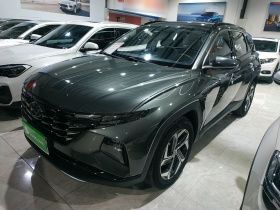 现代 2023款 途胜L 1.5T 自动两驱LUX尊贵版