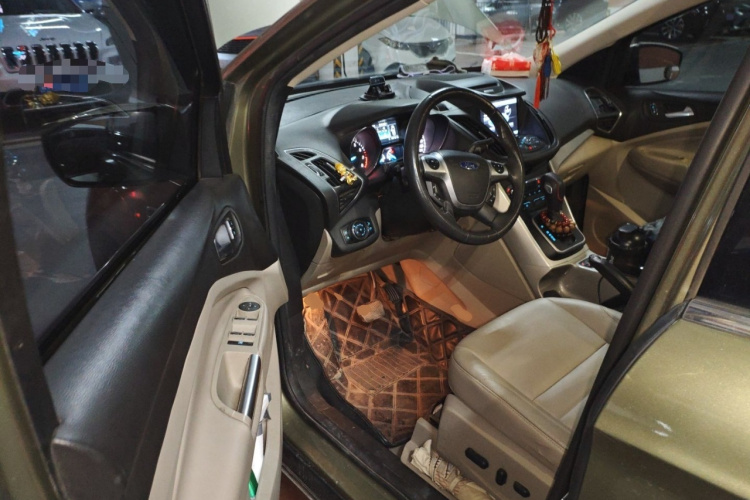 福特 翼虎 2013款 1.6L GTDi 四驱精英型中控内饰7003