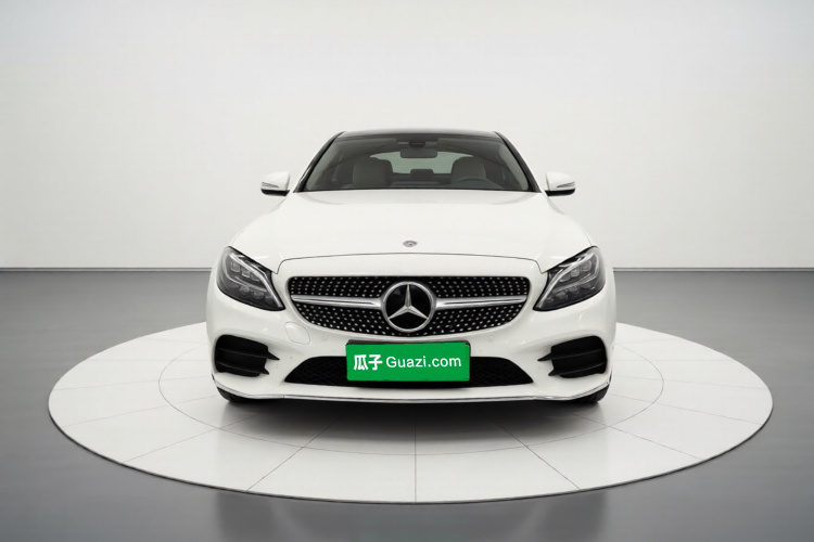 奔驰C级 2021款 C 260 L 运动版车身外观2