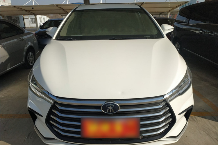 比亚迪 宋MAX 2021款 升级版 1.5T 自动豪华型 7座车身外观2