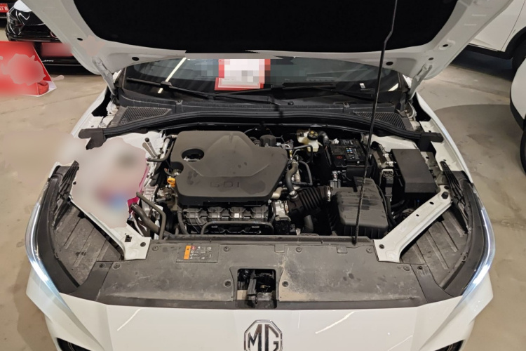 名爵 MG5 2025款 180DVVT 全球豪华版机舱底盘24