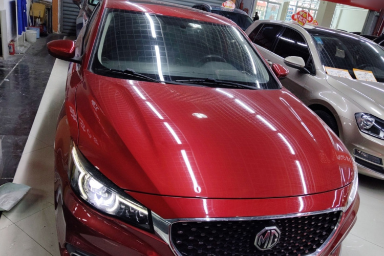 名爵 MG6 2019款 20T 自动运动版车身外观2