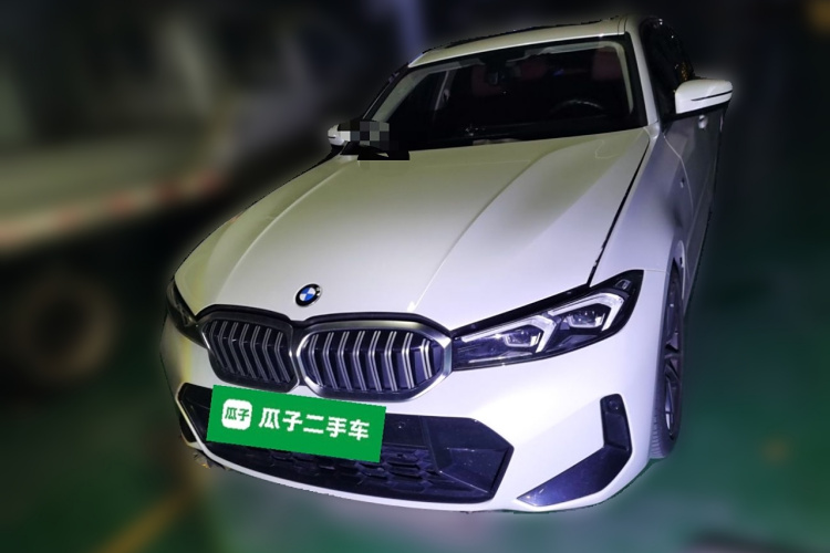 宝马3系 2023款 320Li M运动套装车身外观6001