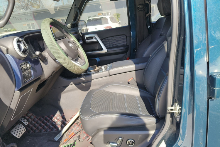 北京BJ40 2019款 2.3T 自动四驱城市猎人版尊享型 国VI中控内饰19