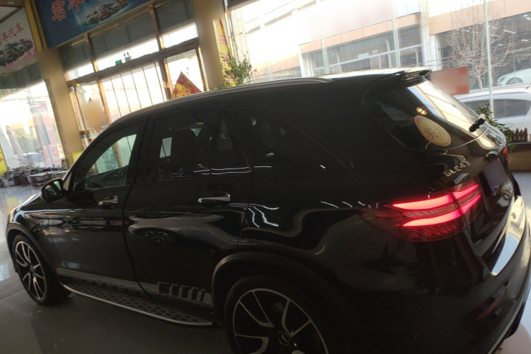 奔驰GLC AMG 2017款 AMG GLC 43 4MATIC 特别版车身外观4