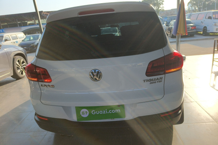 大众 途观 2017款 300TSI 自动两驱丝绸之路风尚版车身外观6