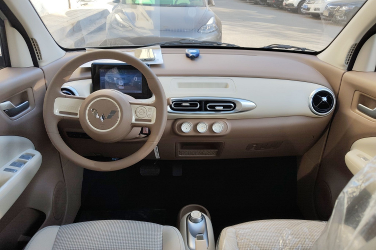 五菱汽车 宏光MINIEV 2025款 四门版 进阶款中控内饰12