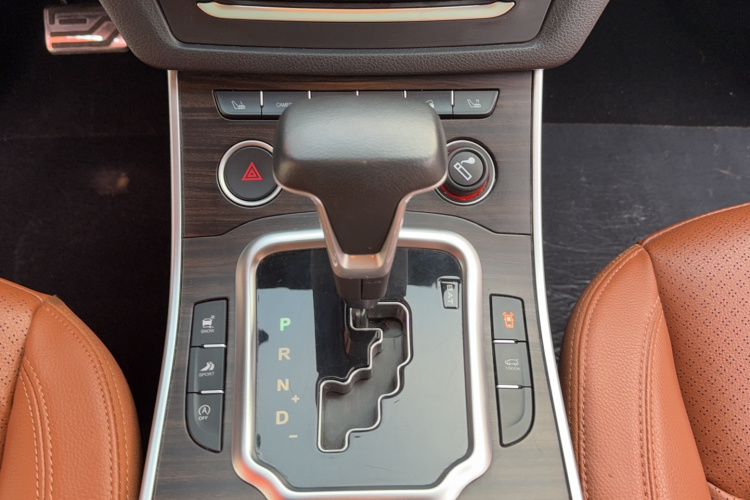 陆风X7 2018款 劲越 1.5T 全景尊贵型局部细节18