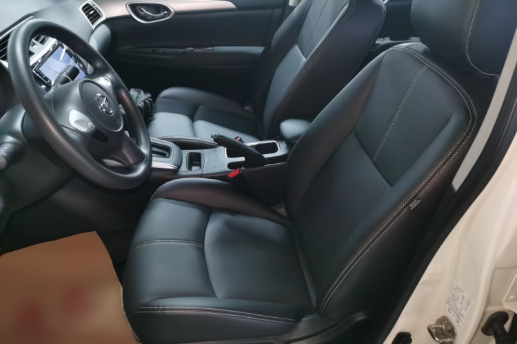 日产 轩逸 2024款 经典 1.6XE CVT舒适版局部细节19