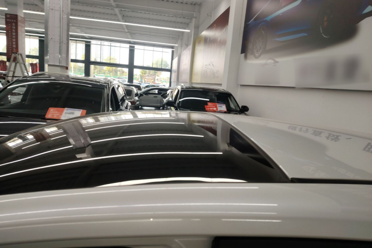 丰田 威飒 2023款 2.0L CVT两驱尊贵版局部细节57