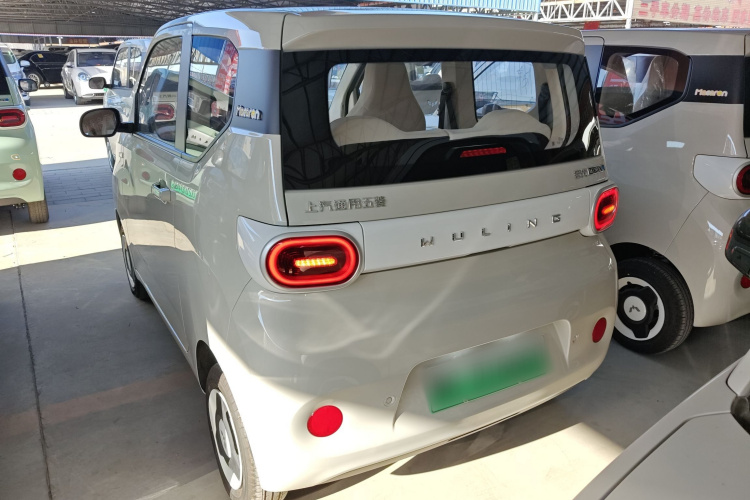 五菱汽车 宏光MINIEV 2024款 第三代 215km 青春版车身外观6