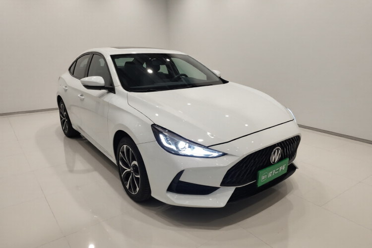 名爵 MG5 2021款 改款 180DVVT CVT青春豪华版车身外观3