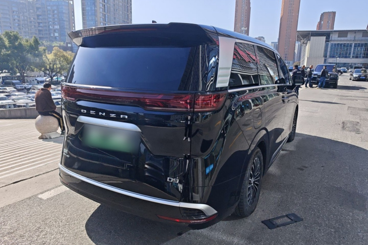 腾势D9 2022款 DM-i 970 四驱尊荣型车身外观6005