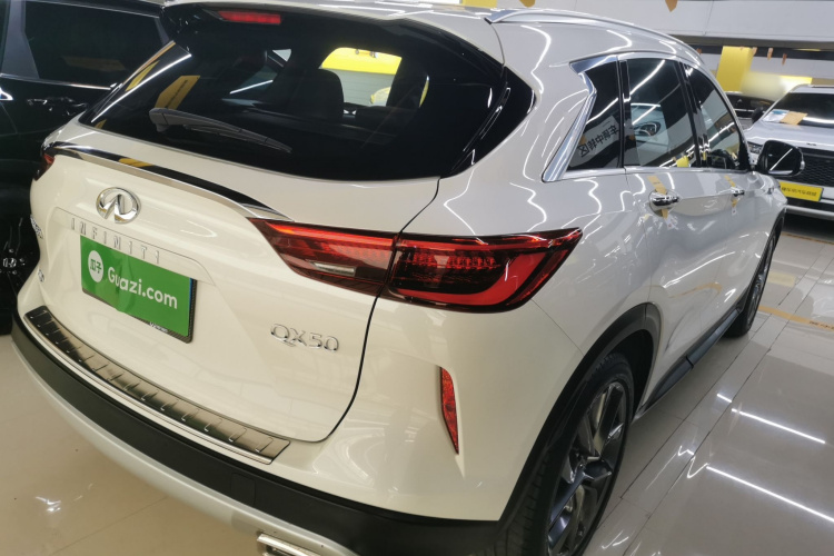 英菲尼迪QX50 2020款 2.0T 四驱旗舰版车身外观6005