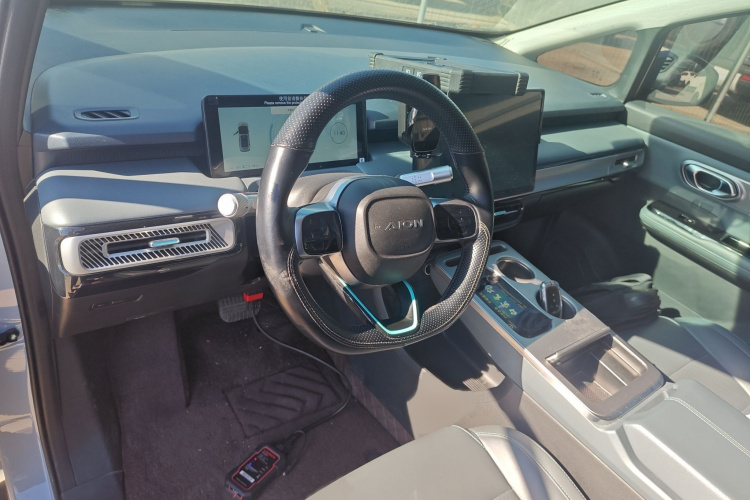 埃安 AION Y 2023款 Younger 星耀版中控内饰7002