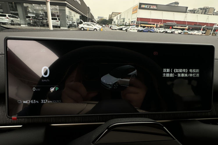 蔚来ES6 2024款 75kWh中控内饰7004