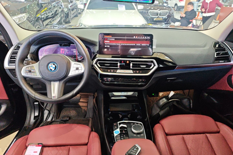 宝马iX3 2024款 领先型中控内饰12