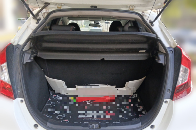 本田 飞度 2018款 1.5L CVT潮跑版中控内饰23