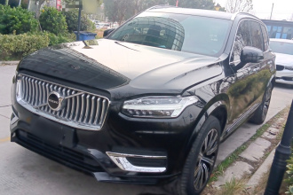 沃尔沃XC90 2023款 B5 智行豪华版 5座