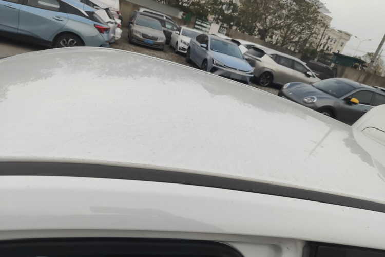 哪吒汽车 哪吒V 2021款 长续航娱乐版局部细节57