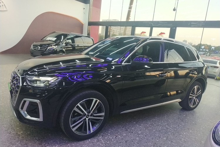 奥迪Q5L 2022款 40T 时尚动感型车身外观6003
