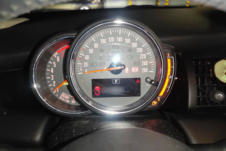 MINI 2019款 1.5T COOPER 经典派 五门版局部细节14