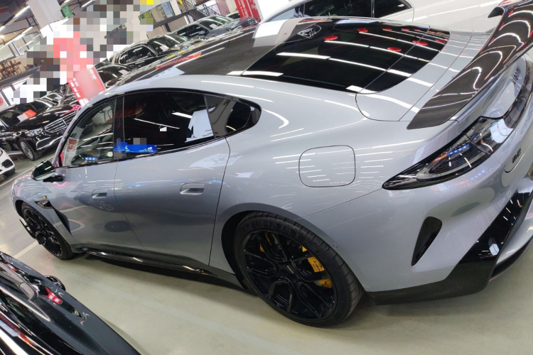 小米汽车 小米SU7 Ultra 2025款 Ultra车身外观4