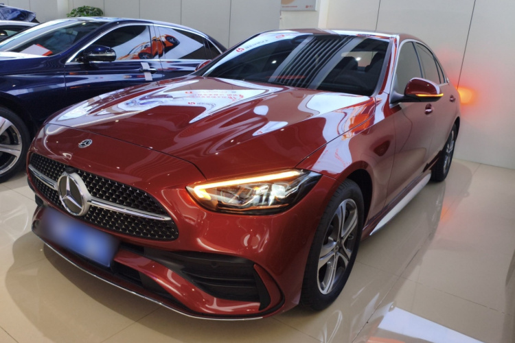 奔驰C级 2022款 改款 C 200 L 运动版车身外观1