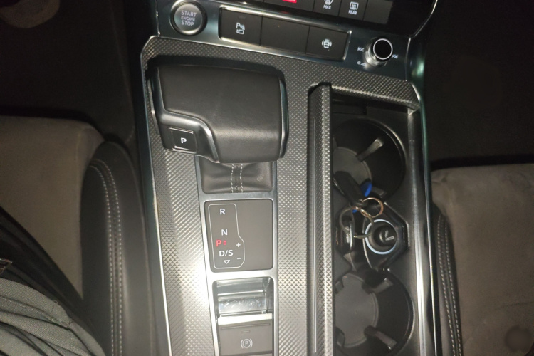 奥迪A6L 2019款 40 TFSI 豪华动感型局部细节18