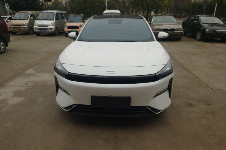 吉利银河 银河L6 2023款 125km 星舰车身外观2