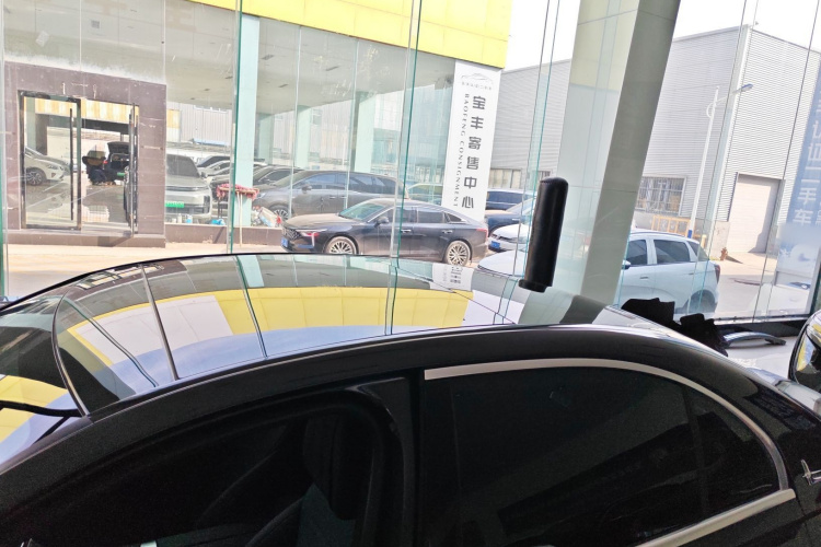 奔驰C级 2023款 改款二 C 260 L 运动版局部细节57