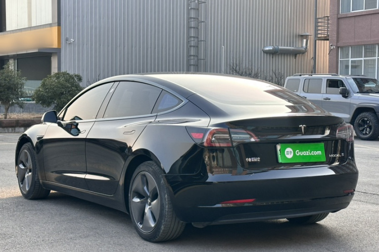 特斯拉 Model 3 2020款 标准续航后驱升级版车身外观6006