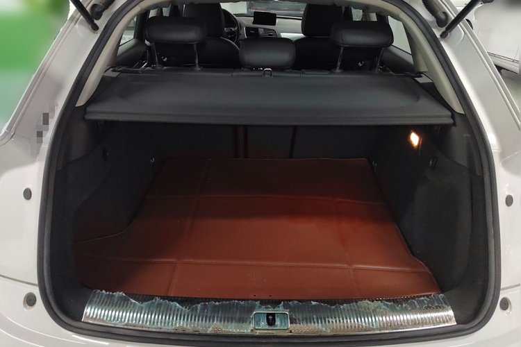 奥迪Q3 2013款 35 TFSI 舒适型局部细节23