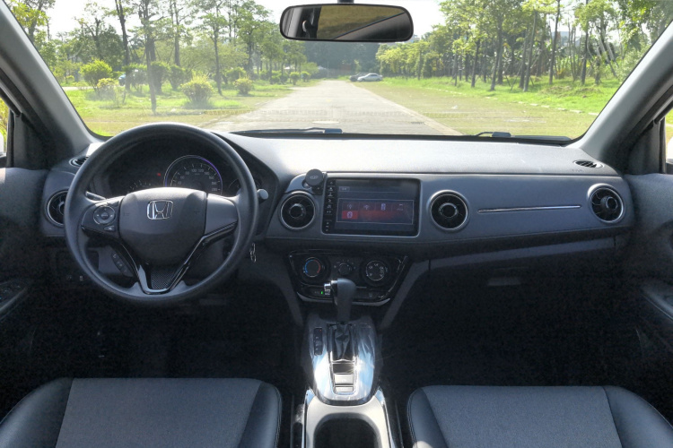 本田XR-V 2019款 1.5L CVT舒适版 国V中控内饰7009