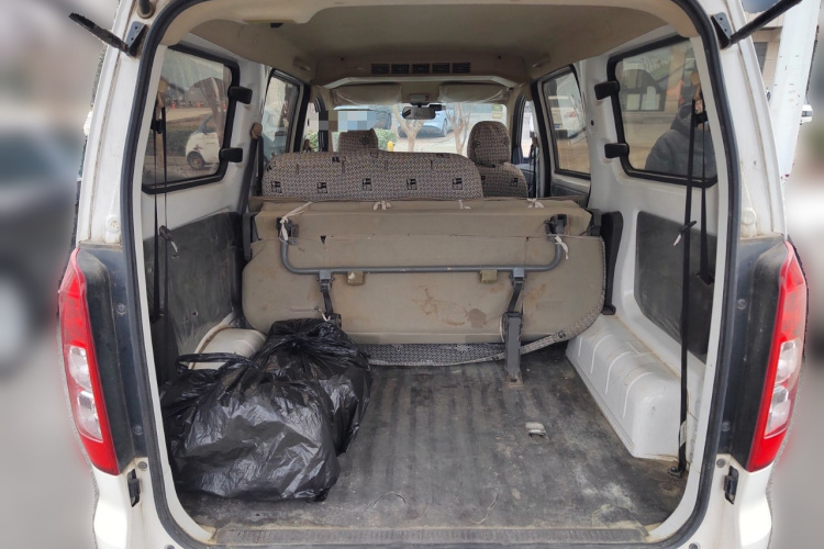 五菱汽车 五菱宏光V 2019款 1.5L劲取版国VI LAR中控内饰23