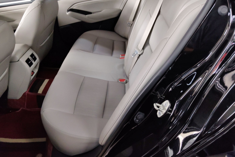 日产 天籁 2021款 2.0T XL Upper AD1 智享领航版中控内饰21