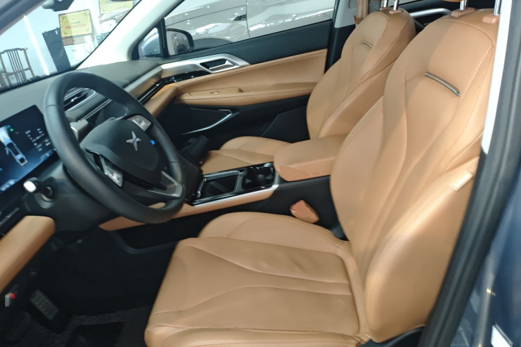 小鹏P5 2022款 460E+中控内饰19